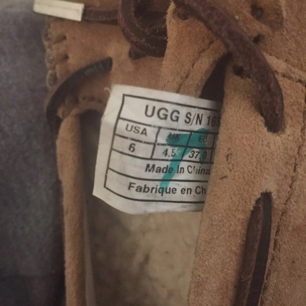 Ugg Moccasins Slippers size 6 Brown - Picture 8 of 8